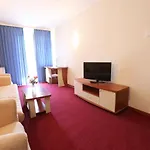 Doina 3* נפטון